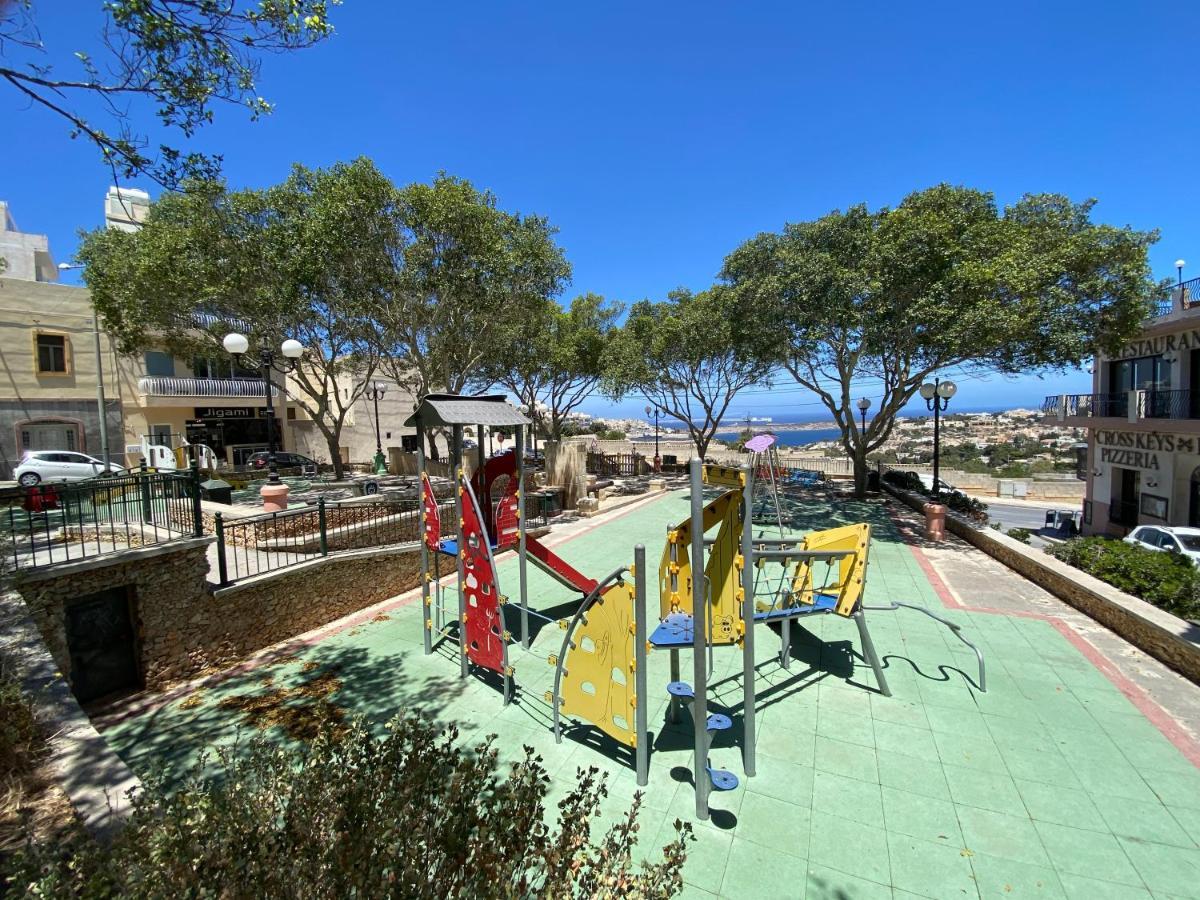 Sunshine Apartments Mellieha - Modern Two Bedroom Penthouse With Terrace Exterior foto
