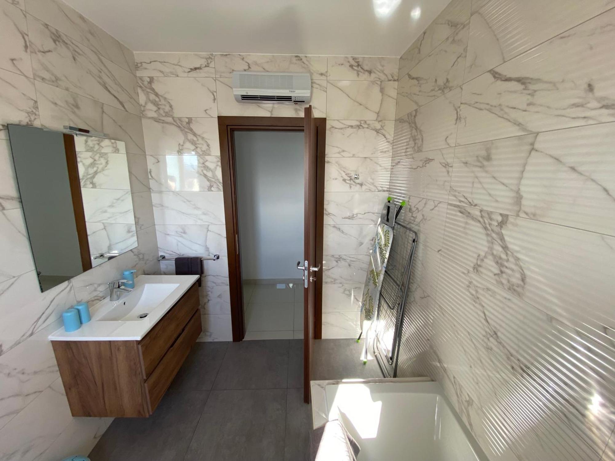 Sunshine Apartments Mellieha - Modern Two Bedroom Penthouse With Terrace Exterior foto
